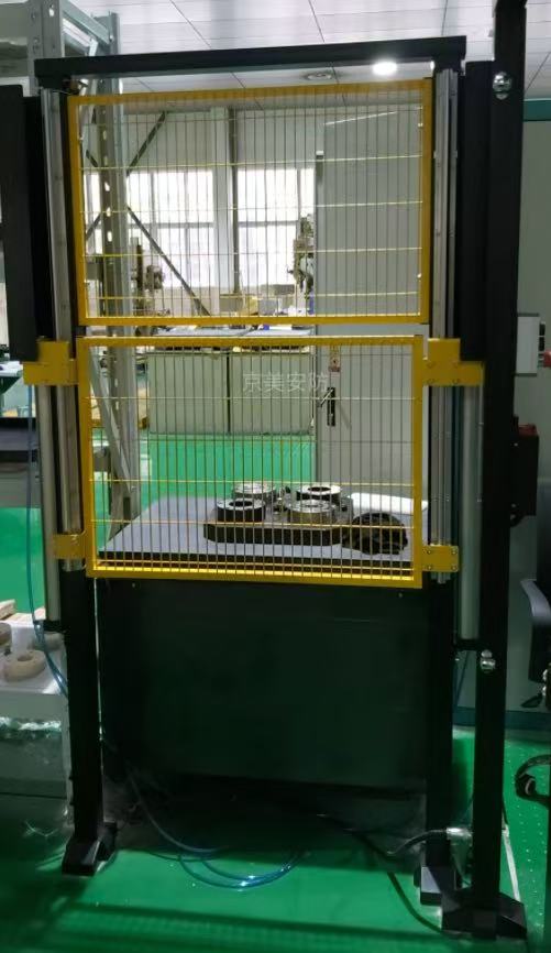 1.2m Pneumatic lifting door