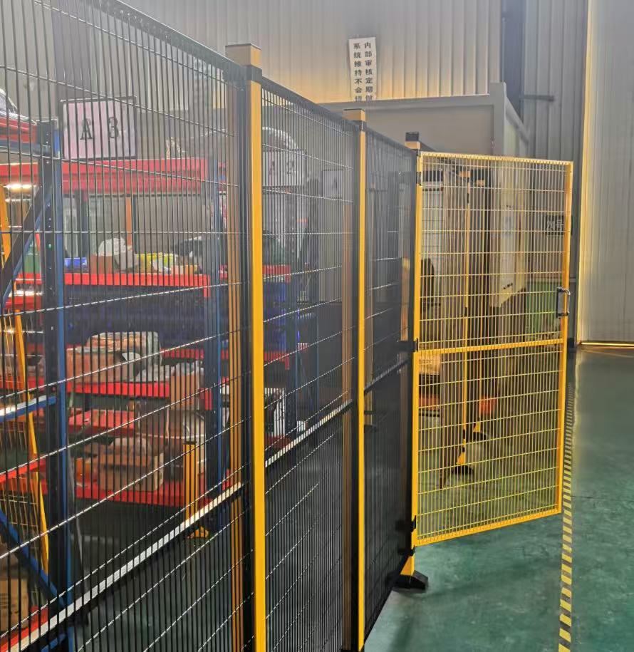 2m Single open hinged door