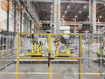 Robot safety fence