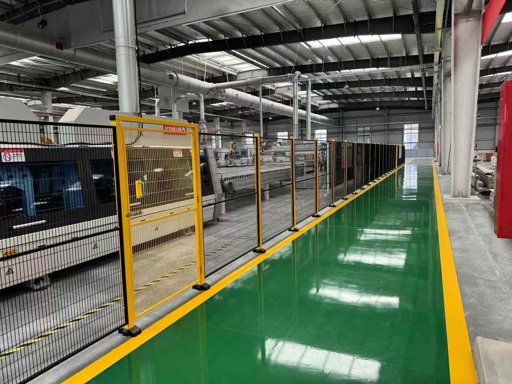 รั้วนิรภัยลวด