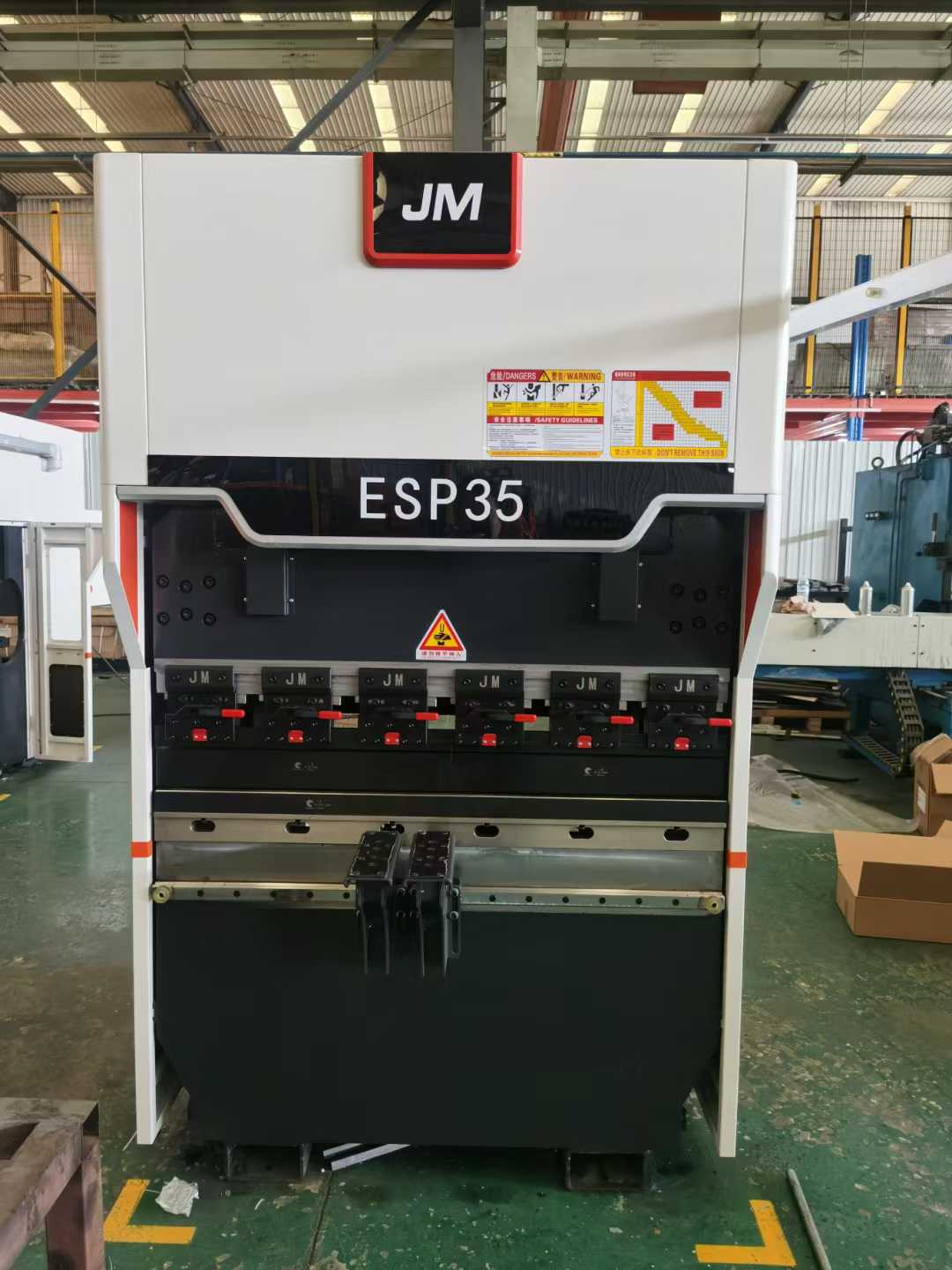 Máy uốn công nghiệp