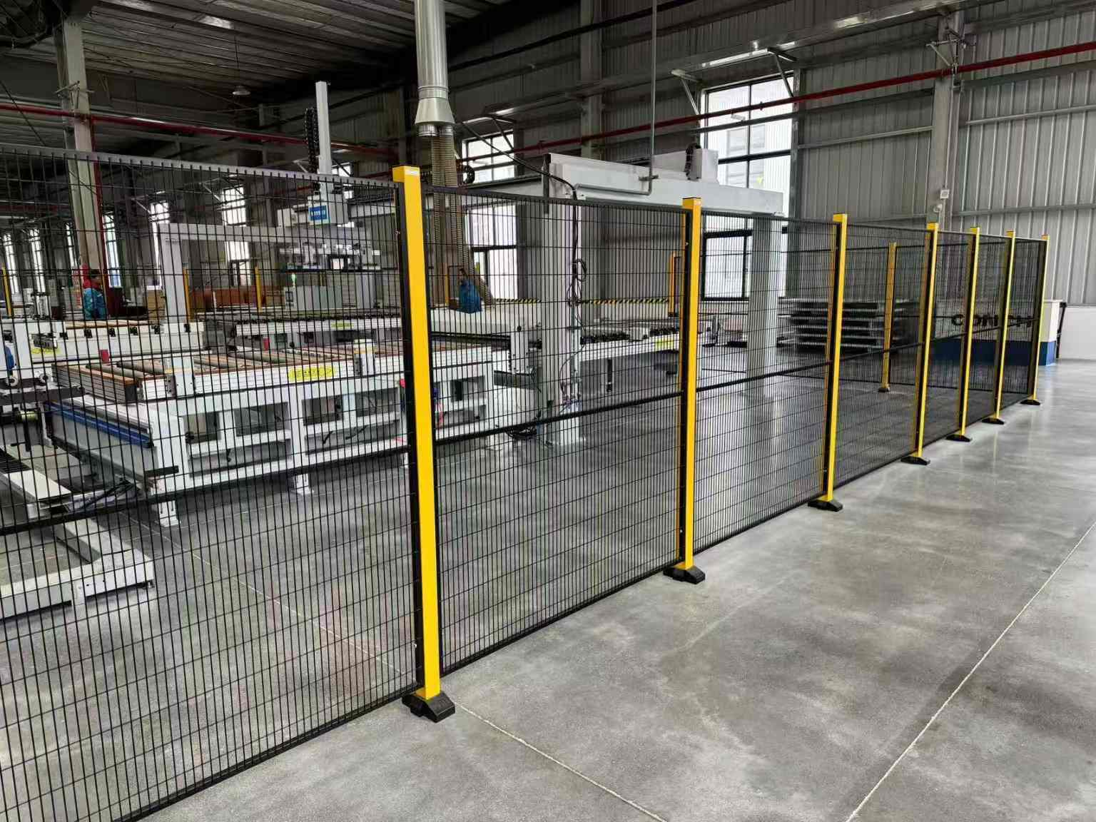 รั้วนิรภัยลวด