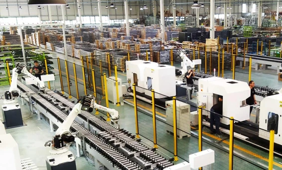 Machine Guarding Fence in Warehouse and Logistics Isolation Applications